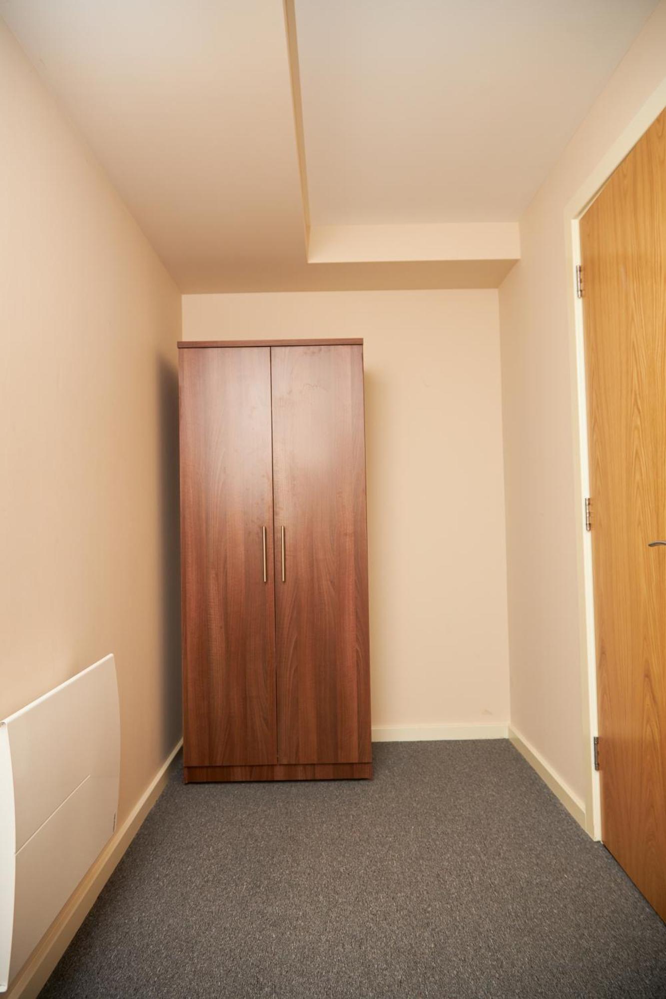 מנצ'סטר Deluxe And Cozy Two Bedroom With 1 Bathroom And Open Balcony מראה חיצוני תמונה